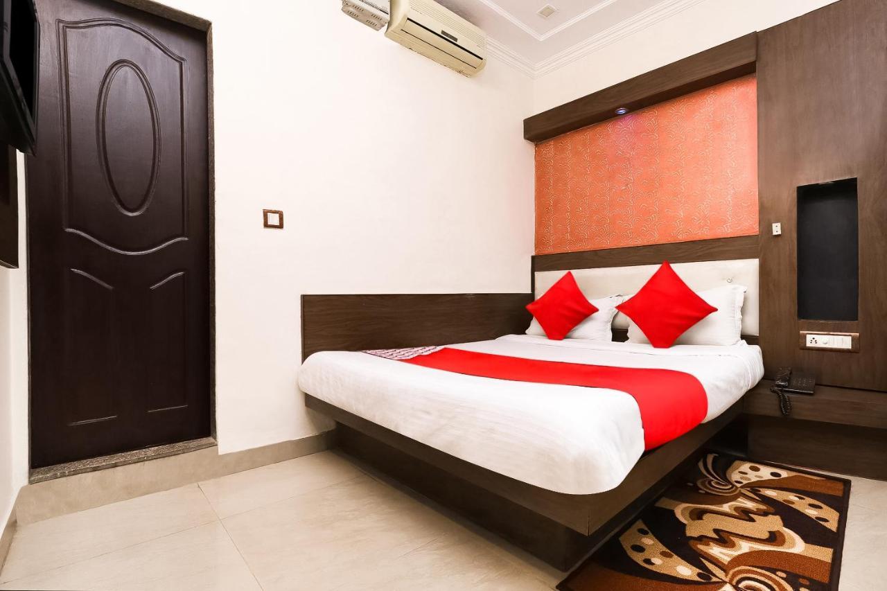 Hotel Shiv Palace Нью-Дели Экстерьер фото